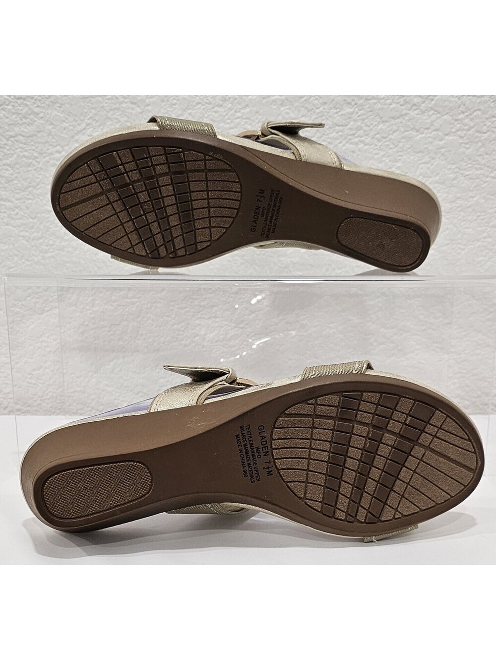 Impo Stretch Gladen Shoes Womens Wedge Sandal Slip On Gold Size 7.5 M - Picture 11 of 14